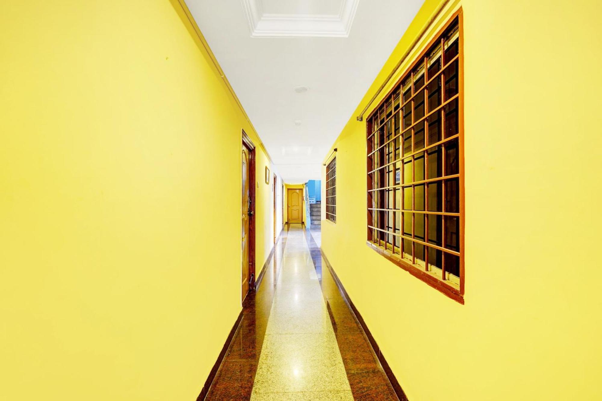 Super Hotel O Padmavathi Puram Near Railway Station Tirupati Zewnętrze zdjęcie